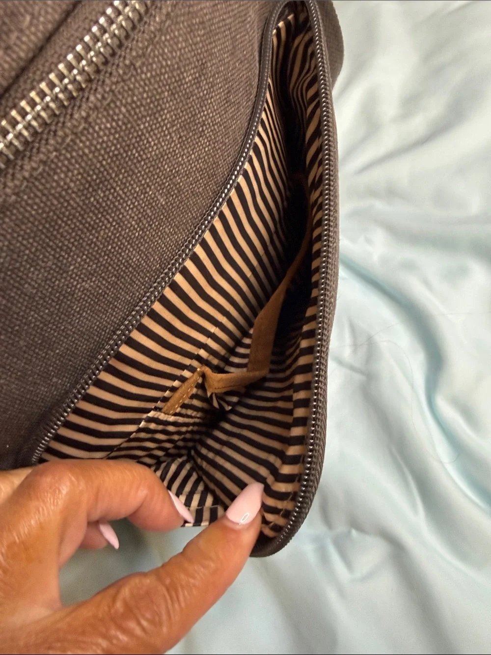 Travelon compact crossbody